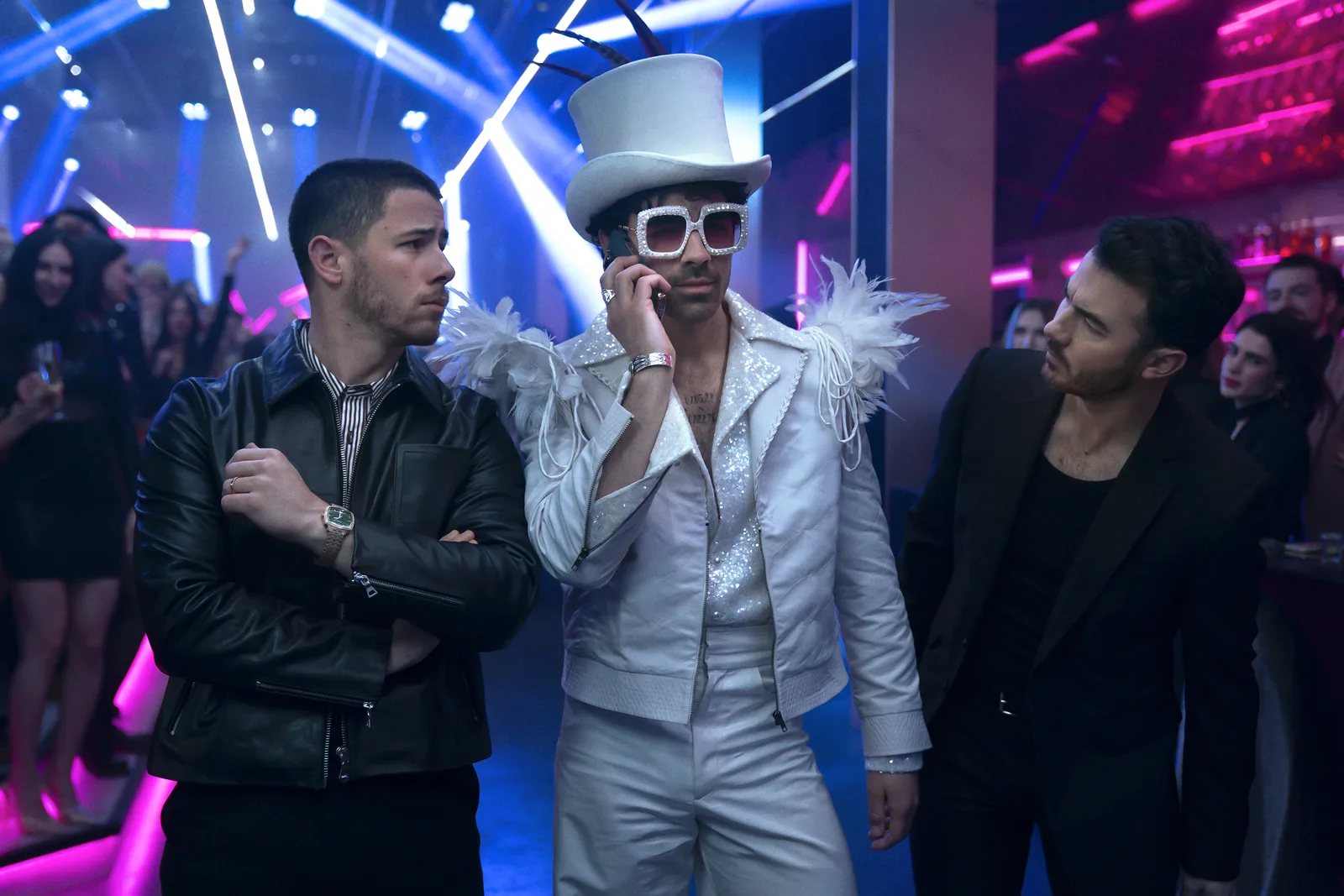 Imagen de la publicación: Primeras imágenes de la película navideña títulada 'A Very Jonas Christmas' con los Jonas Brothers